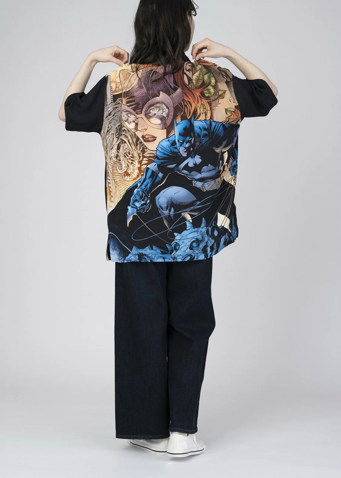 Batman Open Collar Short Sleeve Shirt (Batman_Comics Cover)