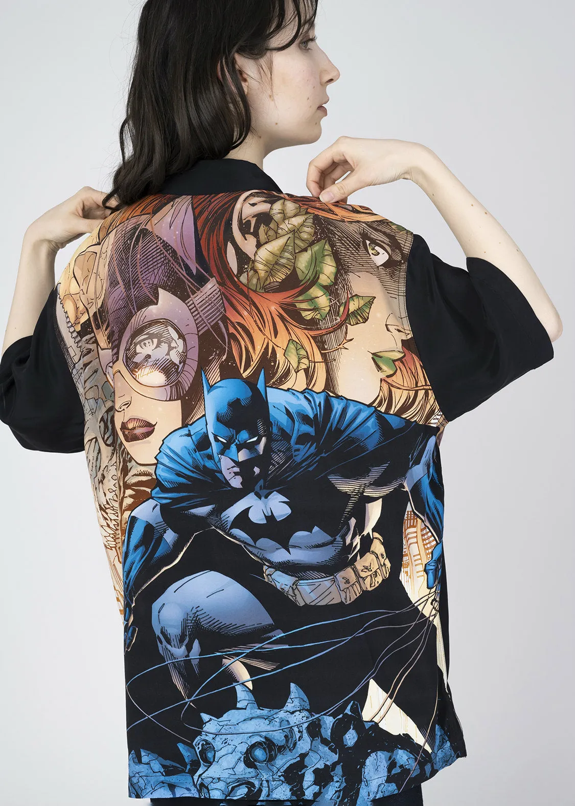 Batman Open Collar Short Sleeve Shirt (Batman_Comics Cover)