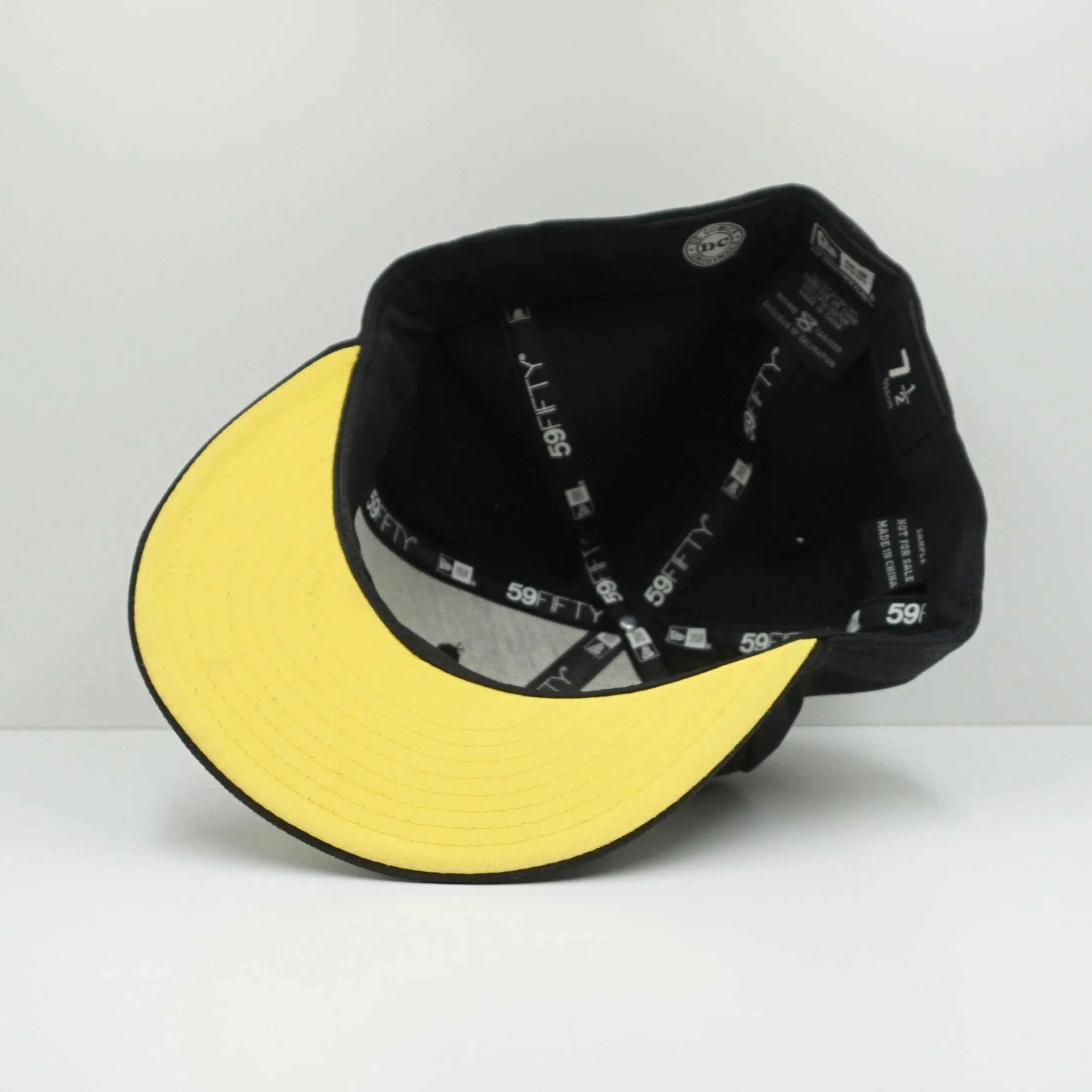 New Era Batman Black/Yellow Fitted Cap