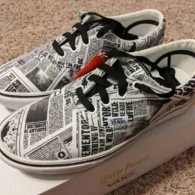 NEW Vans x Harry Potter Comfycush Era Daily Prophet Blac...