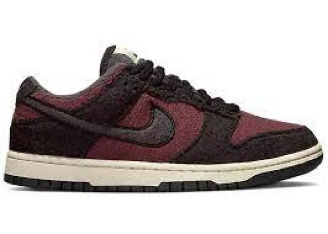 Nike Dunk Low Fleece Burgundy Crush (W)