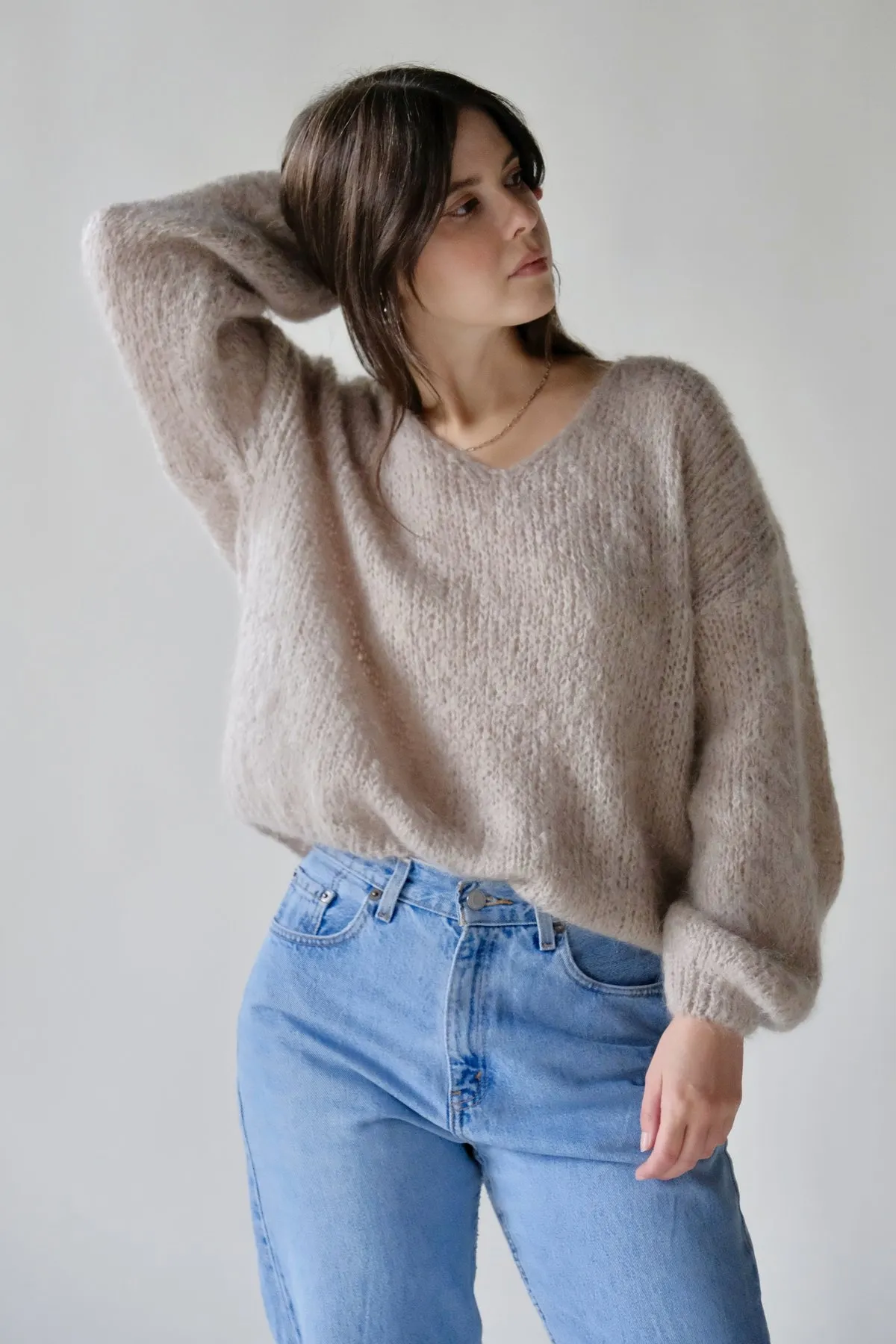 V-Neck Pullover - Dark Beige