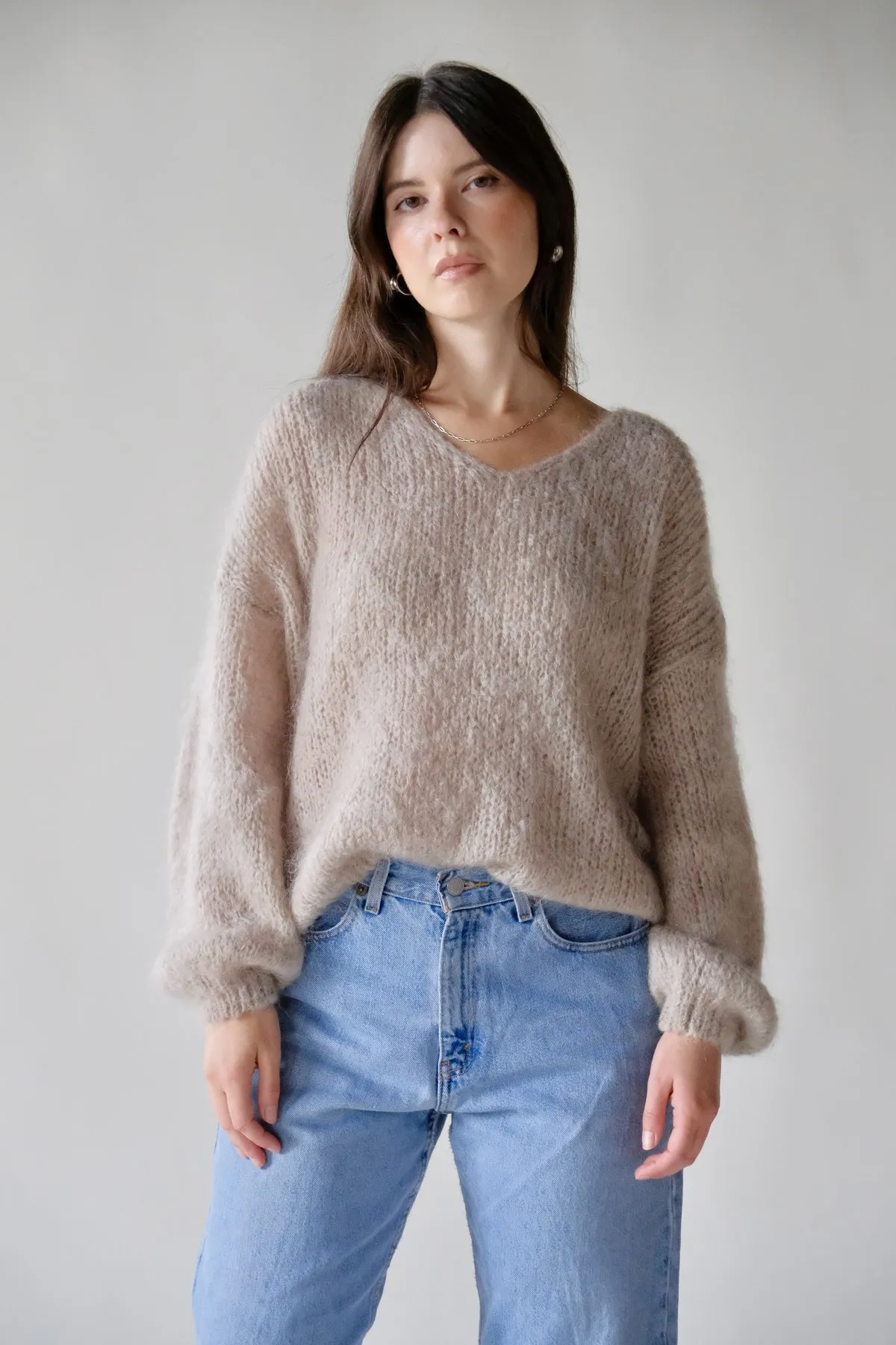 V-Neck Pullover - Dark Beige