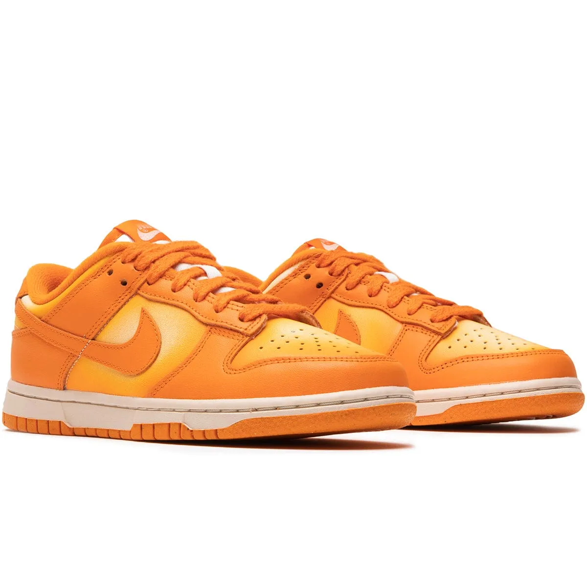 WOMEN'S NIKE DUNK LOW [DX2953-800] | Bodega